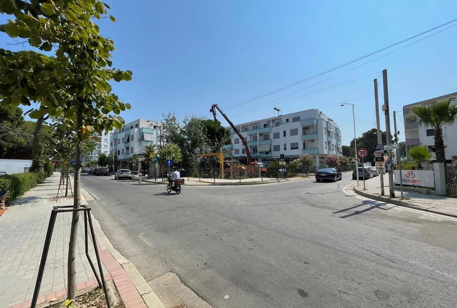 I&S Apartment 1 Golem  0*, Golem (Tirana)